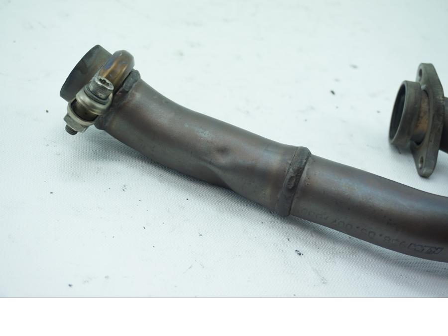 Höger sida på Grenrör från en KTM RC 390 -2019 motorcykel.