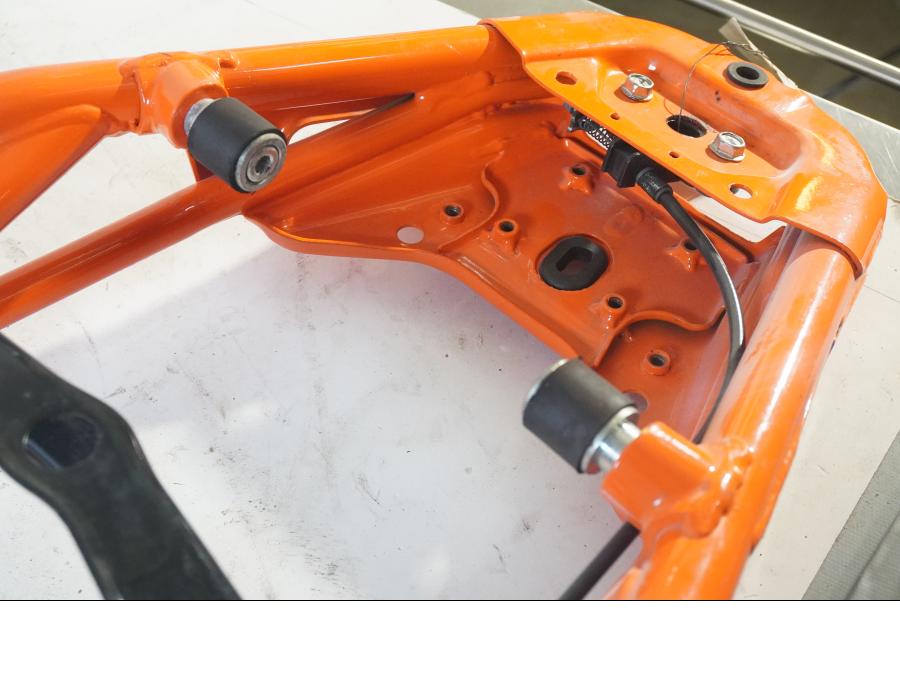 Extrabild2 på Bakram från en KTM 125 Duke -2017 motorcykel.