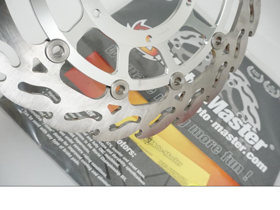 Höger sida på Bromsskiva från en Honda CBF 1000 -2006 motorcykel.