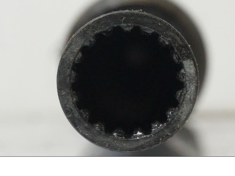 Extrabild3 på Kardanaxel från en BMW R 1200 C -2002 motorcykel.