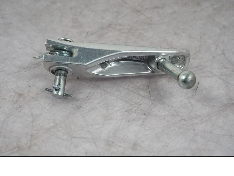 Höger sida på Fotpinne från en Yamaha MT-09 -2024 motorcykel.