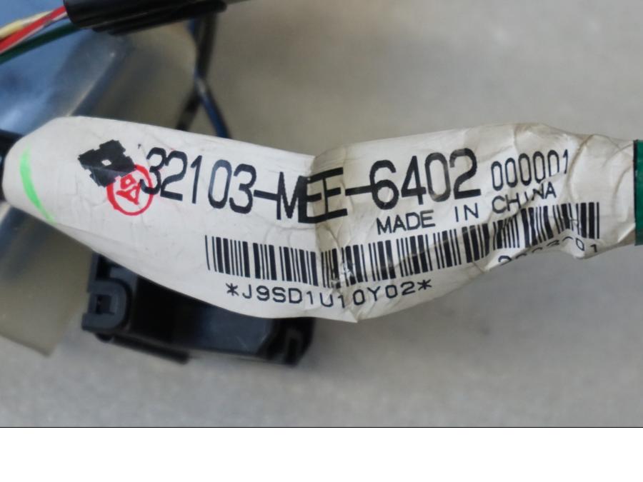 Baksidan på Kablage från en Honda CBR 600 RR -2004 motorcykel.