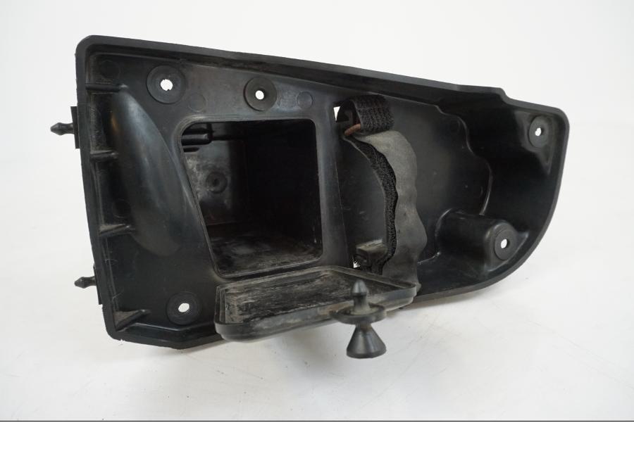 Extrabild2 på Verktygslåda från en Kawasaki VN 1500 -1996 motorcykel.