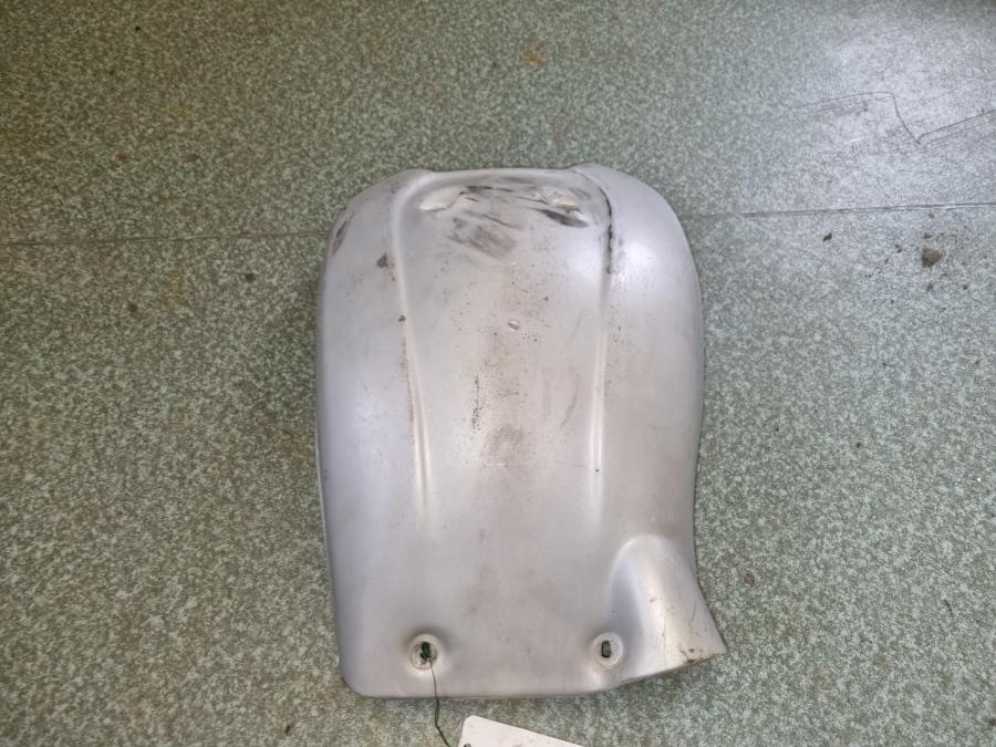 Framsidan pÄ Hasplast frÄn en Aprilia Pegaso 650 -1997 motorcykel.