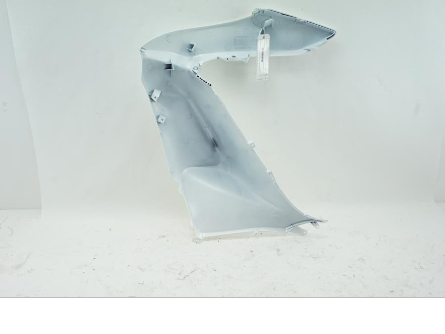 Baksidan på Sidkåpa från en Honda PCX 125 -2011 motorcykel.