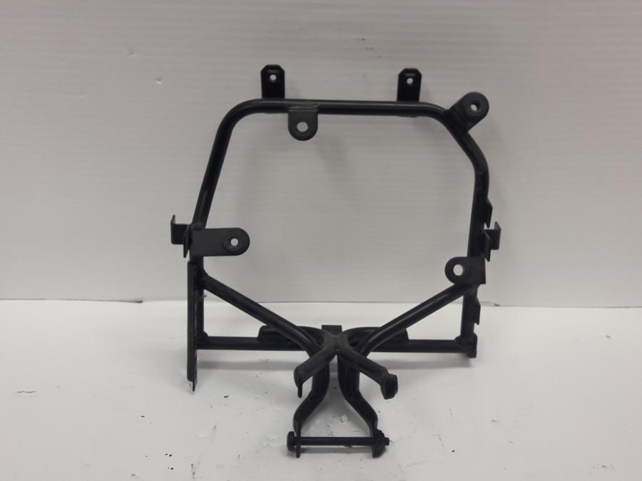 Vänster sida på Toppkåpstag från en Triumph Tiger -1999 motorcykel.