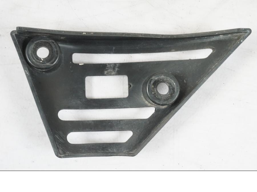 Höger sida på Bromshuvudcylinderskydd från en Kawasaki KL 650A -1987 motorcykel.