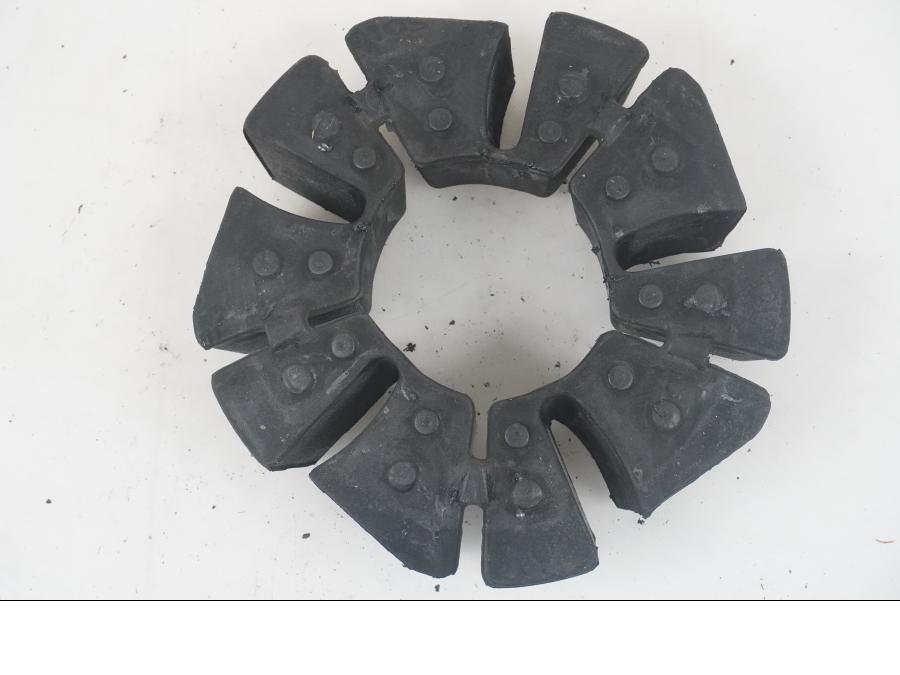 Baksidan på Ryckutjämnare från en Triumph Daytona 600 -2003 motorcykel.