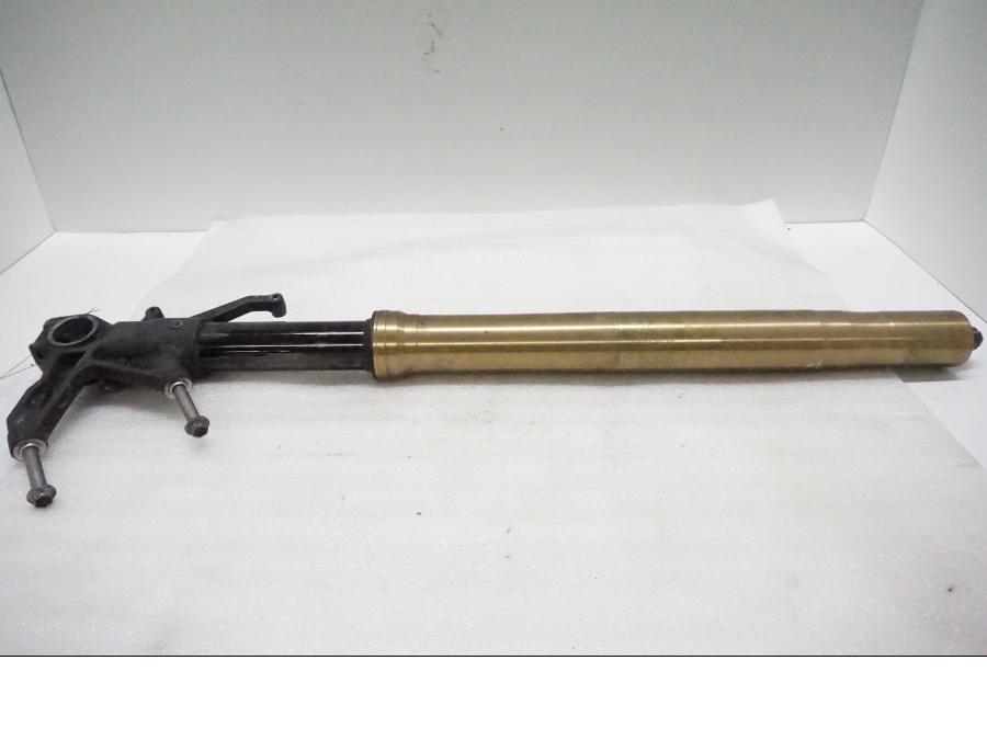 Baksidan på Gaffelben från en Kawasaki ZX-10R -2008 motorcykel.