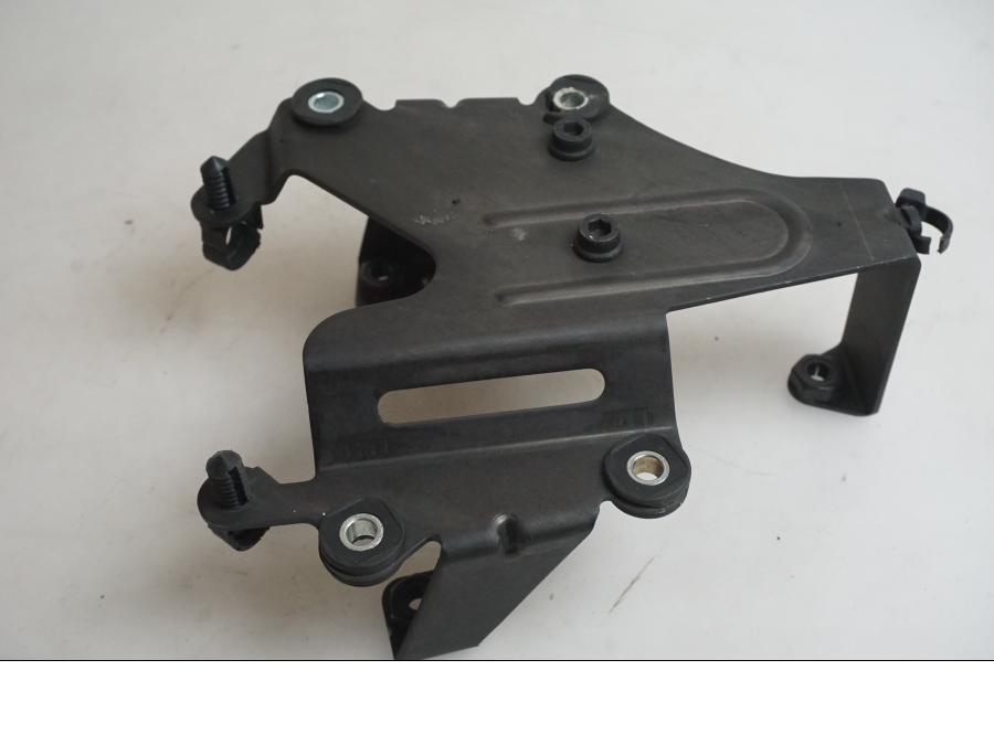 Höger sida pÄ TÀndspole frÄn en Indian Chieftain Dark Horse -2019 motorcykel.