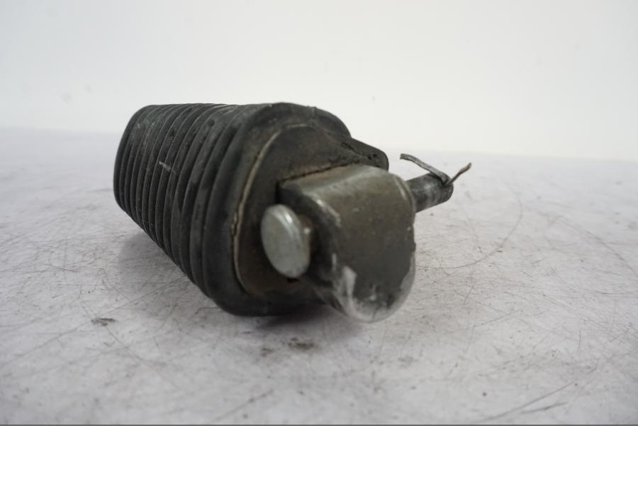 Snett nerifrÄn pÄ Fotpinne frÄn en BMW R 1150 GS -2002 motorcykel.