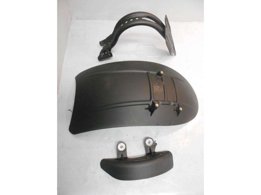 Framsidan på Bakskärm från en Ducati X Diavel S -2015 motorcykel.