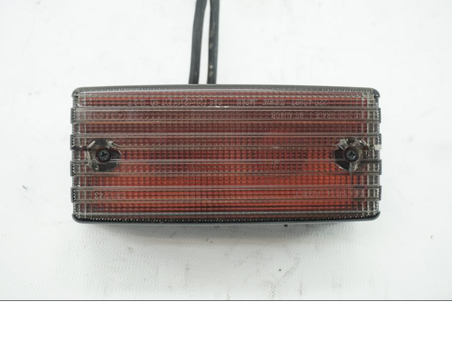 Vänster sida på Baklampa från en Kawasaki Z 750 80-tal -1984 motorcykel.