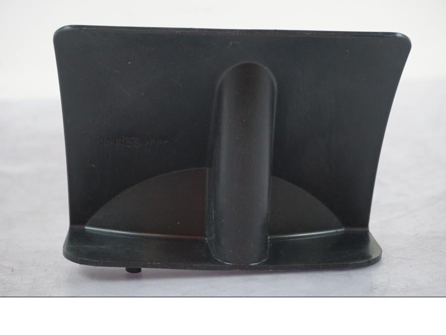 Snett uppifrån på Svingskärm från en Suzuki SV 650 -1999 motorcykel.