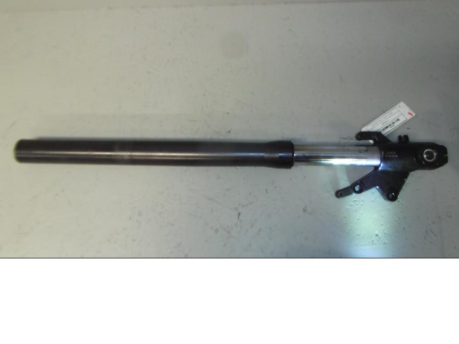 Baksidan på Gaffelben från en KTM 640 Duke -2002 motorcykel.