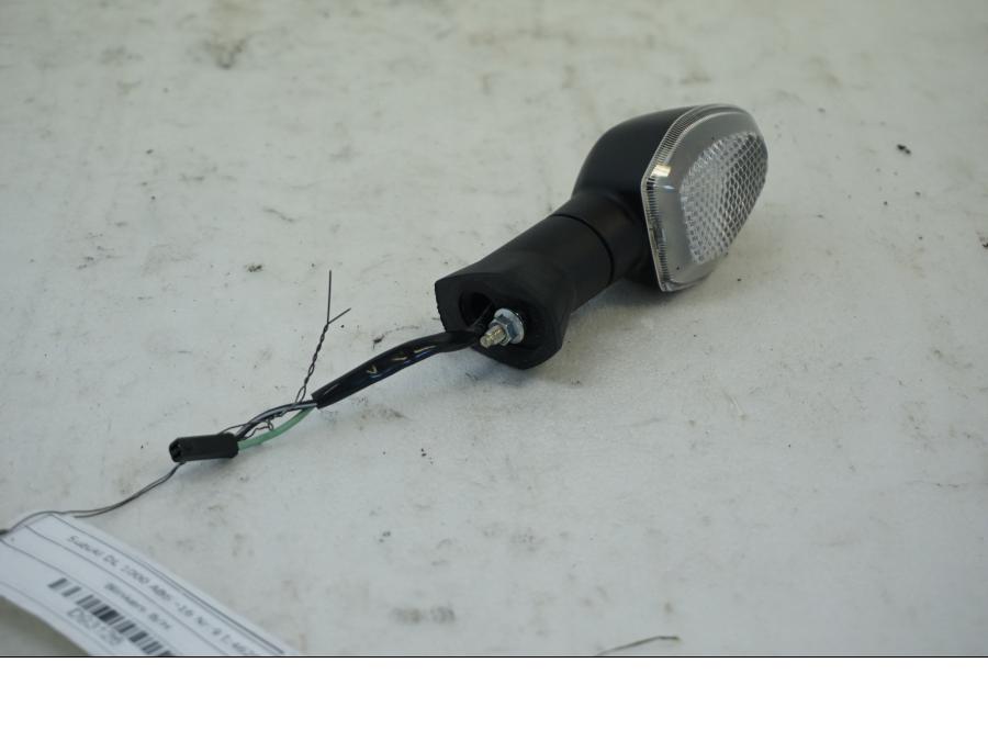 Höger sida på Blinkers från en Suzuki DL 1000 -2016 motorcykel.