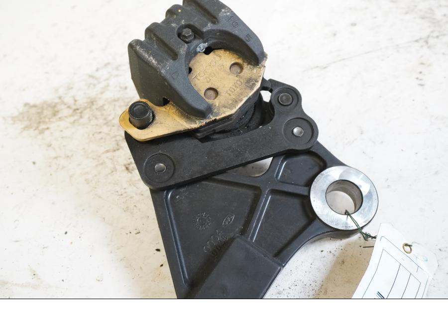 Höger sida på Bromsok från en Kawasaki ER-6N -2006 motorcykel.