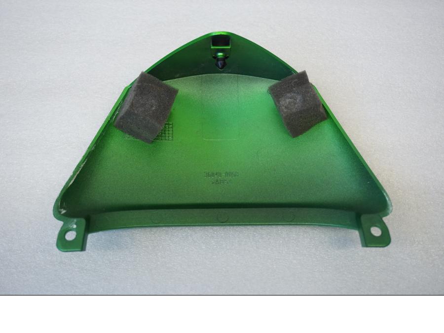 Höger sida på Bakvinge från en Kawasaki ZZ-R 1400 -2017 motorcykel.