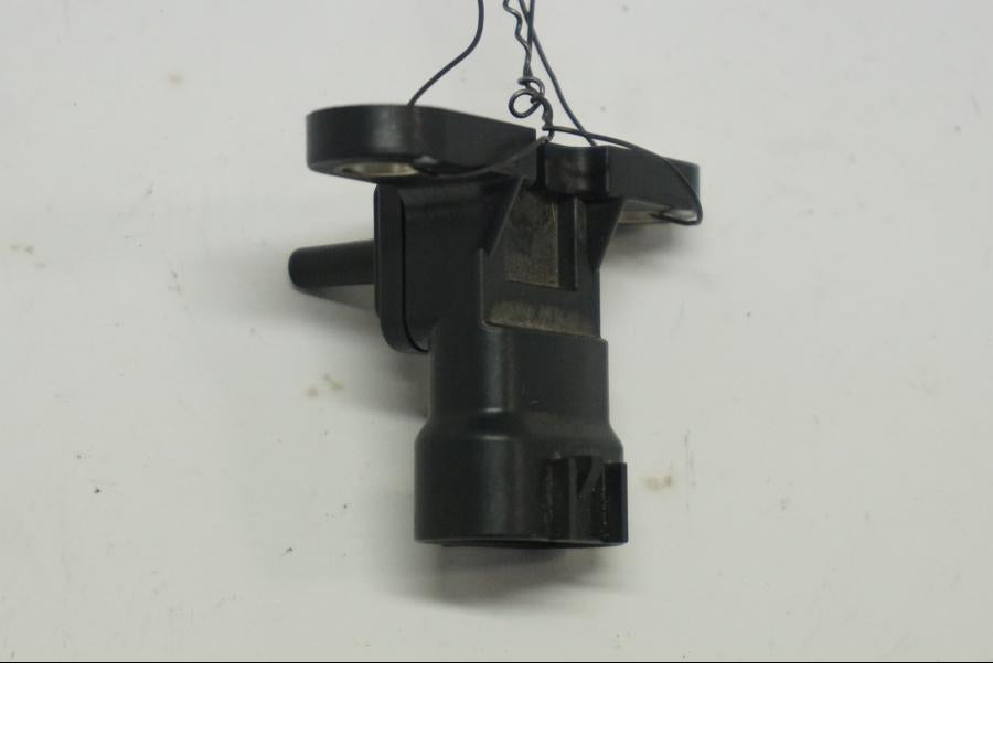 Baksidan på Trycksensor från en Yamaha FZ1-SA -2007 motorcykel.