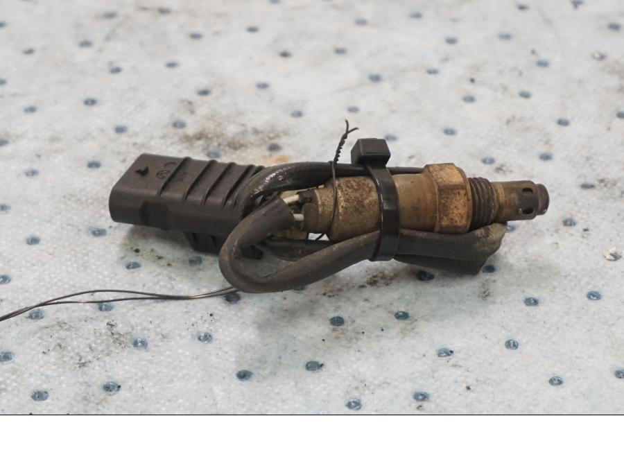 Framsidan på Lambdasond från en BMW R 1250 GS -2020 motorcykel.