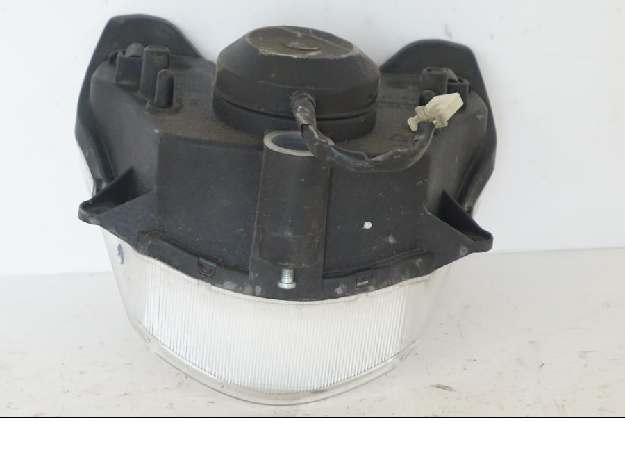 Extrabild2 pÄ StrÄlkastare frÄn en Honda SH 300 A -2011 scooter.