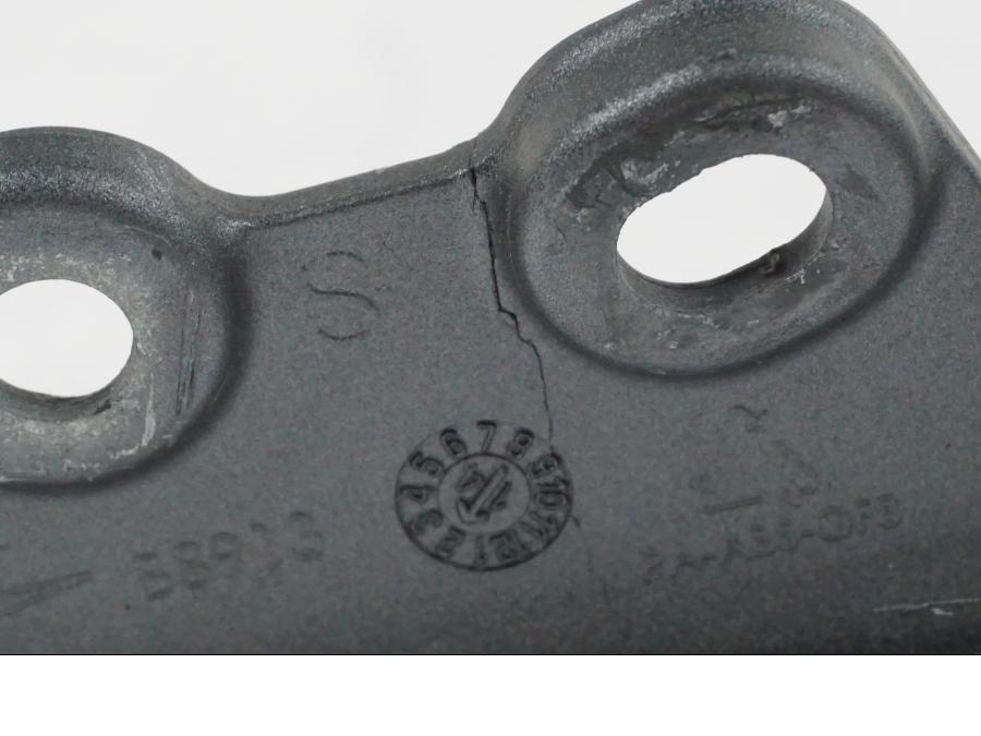 Extrabild1 på Bakvinge från en MV Agusta Dragster -2014 motorcykel.