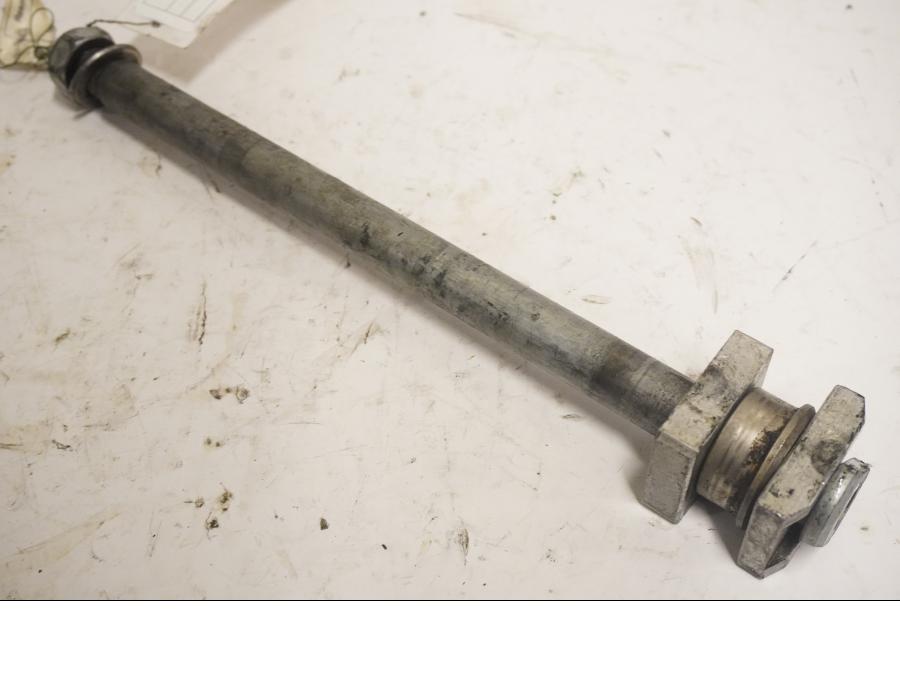 Framsidan på Axel från en Kawasaki ZX-10R -2005 motorcykel.