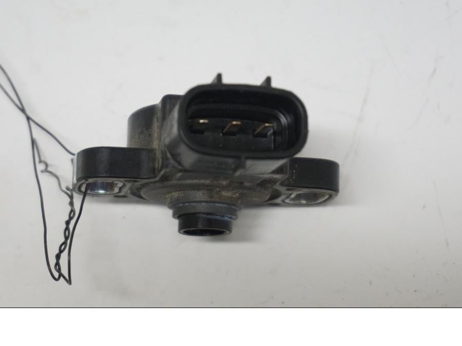 Höger sida på TPS från en Yamaha FZ1-SA -2007 motorcykel.