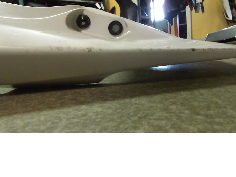 Extrabild1 på Bakvinge från en Honda CB 1300 F -2004 motorcykel.