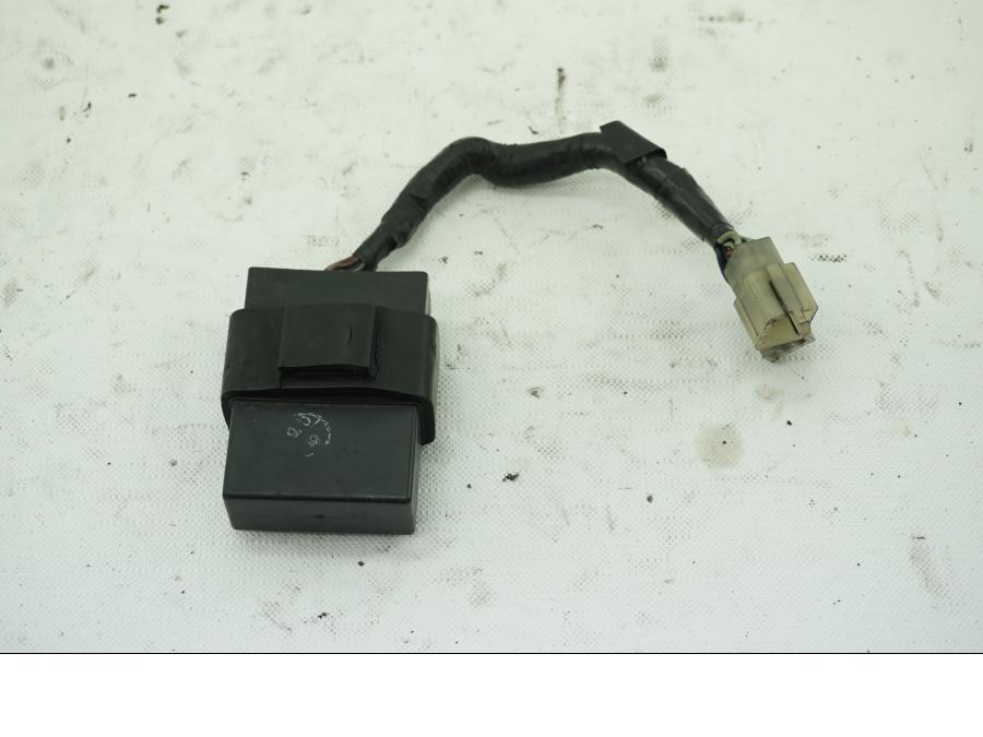 Baksidan på Reläbox från en Suzuki GSX 1100 EF -1985 motorcykel.