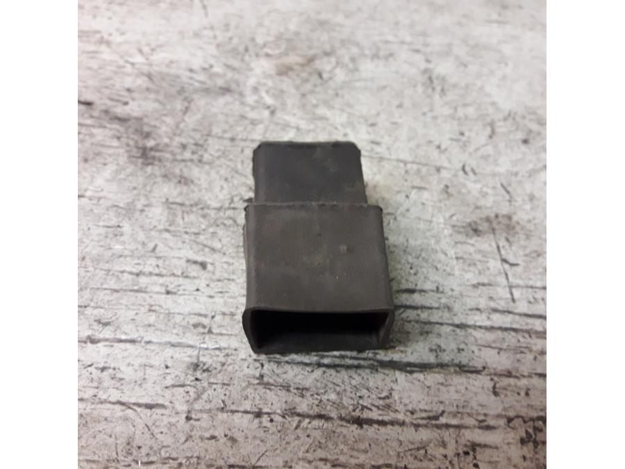 Framsidan på Relä från en Honda XL 600 V -1994 motorcykel.