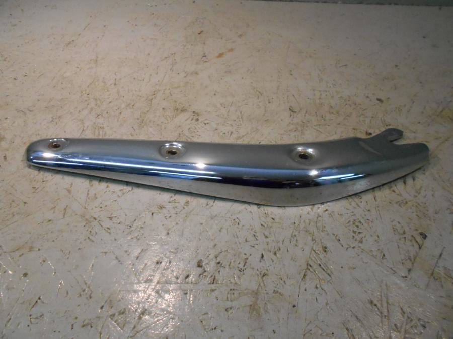 Baksidan på Bakskärmstag från en Triumph Speedmaster -2010 motorcykel.