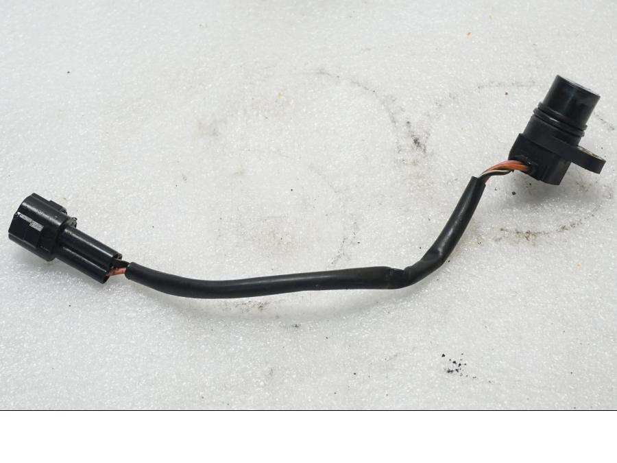 Framsidan pÄ Hastighetsgivare frÄn en Kawasaki VN 1500 Mean Streak -2003 motorcykel.