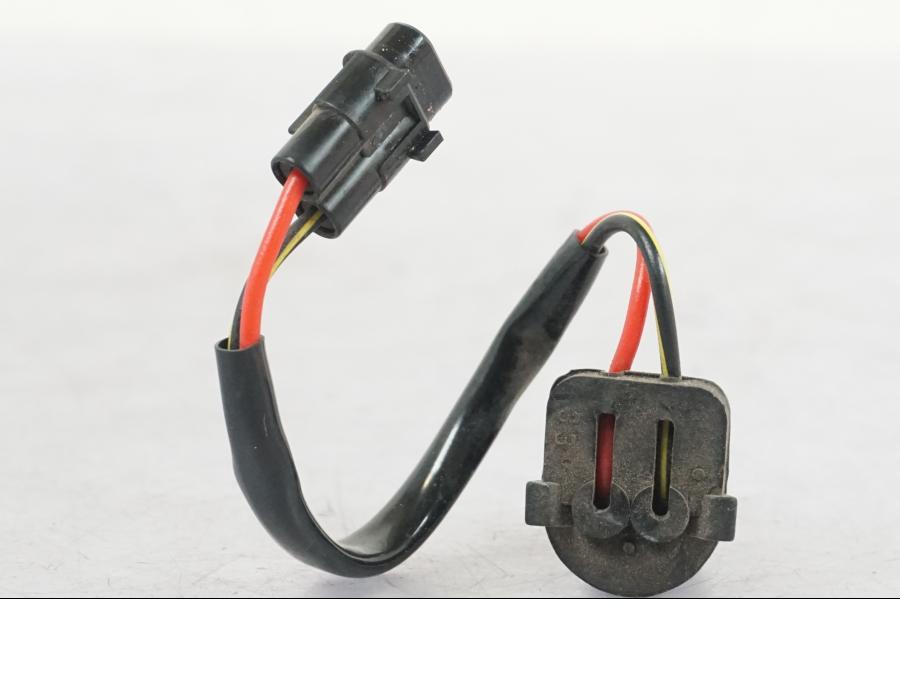 Vänster sida på Positionsljus från en Kawasaki Z 900 -2019 motorcykel.