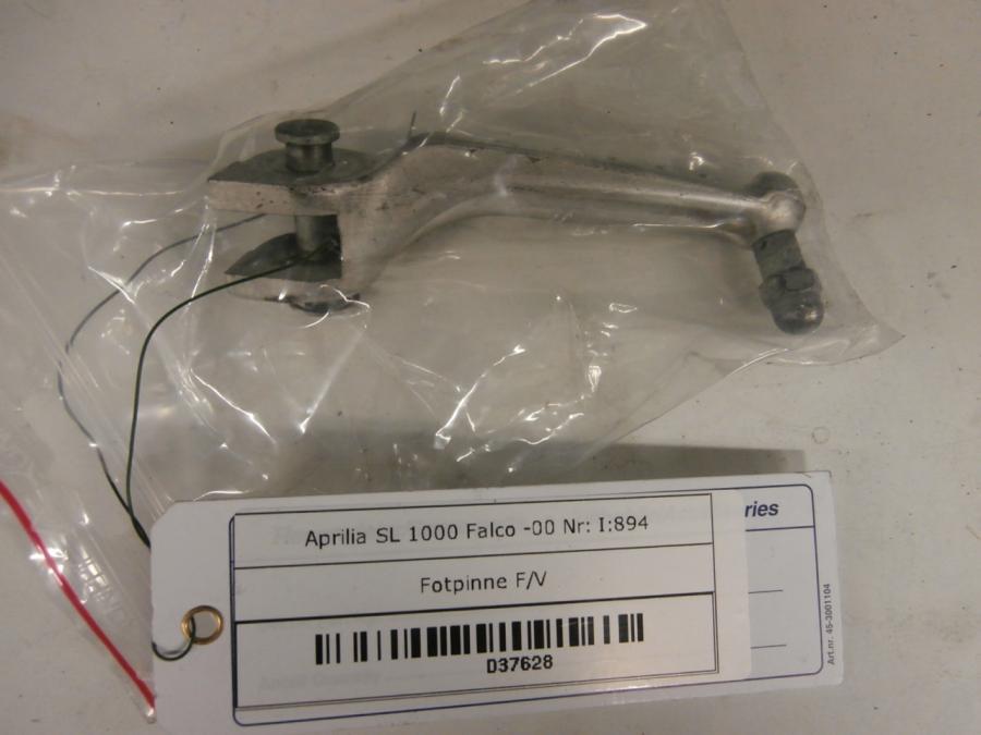 Framsidan på Fotpinne från en Aprilia SL 1000 Falco -2000 motorcykel.