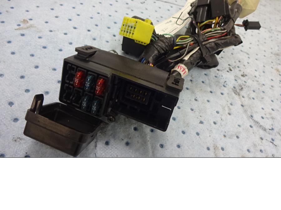 Vänster sida på Kablage från en Suzuki GSX-R 600 -1998 motorcykel.