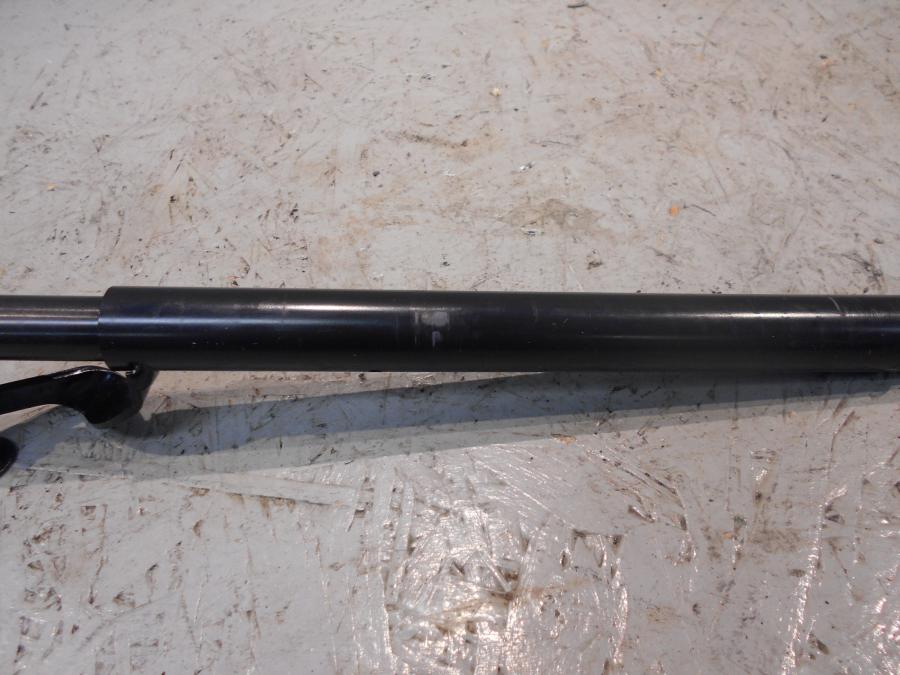 Baksidan på Styre från en BMW K 1600 -2015 motorcykel.