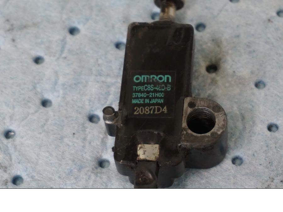 Snett nerifrån på Sidostödsbrytare från en Suzuki GSX-R 1000 -2008 motorcykel.