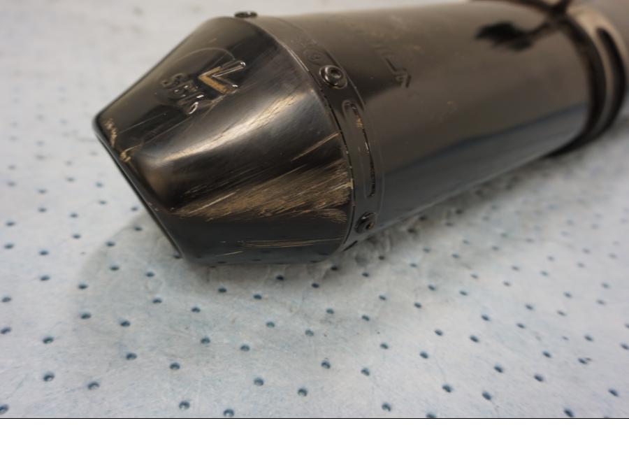 Vänster sida på Ljuddämpare Sport från en Yamaha YZF 1000 R1 -2006 motorcykel.