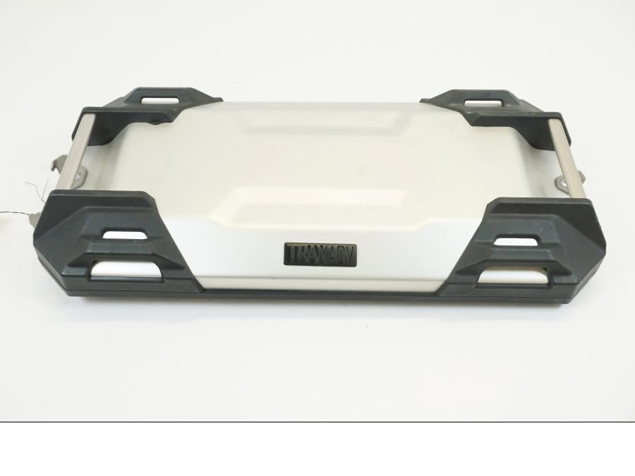 Baksidan på Sidoväska från en KTM 950 Adventure -2018 motorcykel.