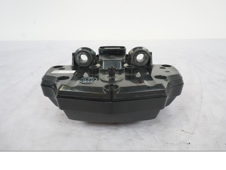 Extrabild2 på Instrumentpanel från en Kawasaki ER-6N -2012 motorcykel.