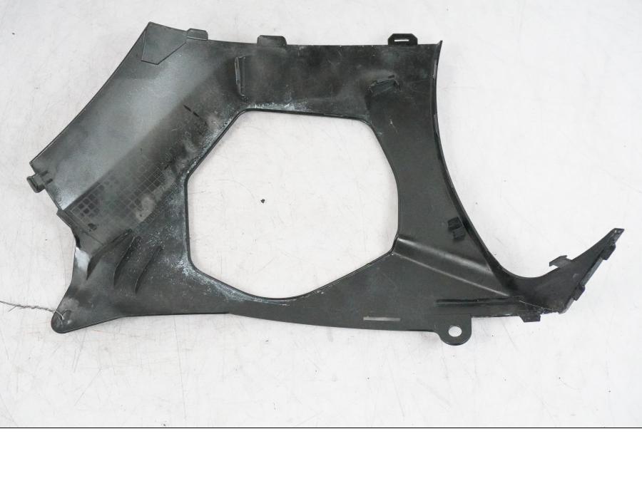 Höger sida på Sidkåpa från en Suzuki GSX-R 1000 -2008 motorcykel.