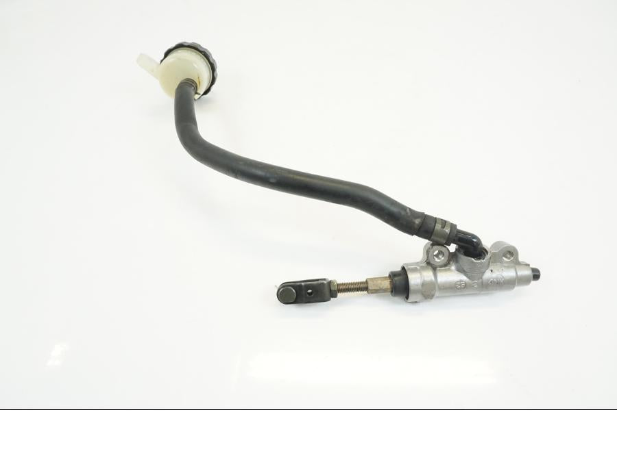 Vänster sida på Bromshuvudcylinder från en Yamaha Royal Star Venture -2000 motorcykel.