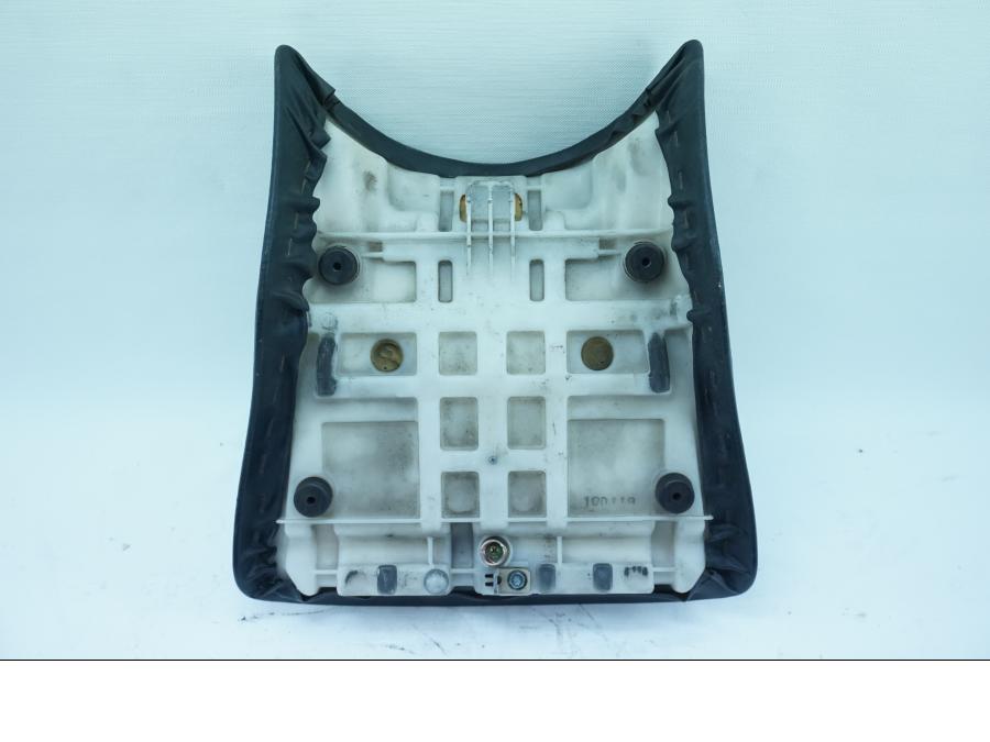 Snett uppifrån på Sadel från en Yamaha YZF 1000 R -1997 motorcykel.