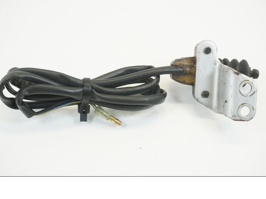 Vänster sida på Sidostödsbrytare från en Yamaha FZR 1000 -1991 motorcykel.