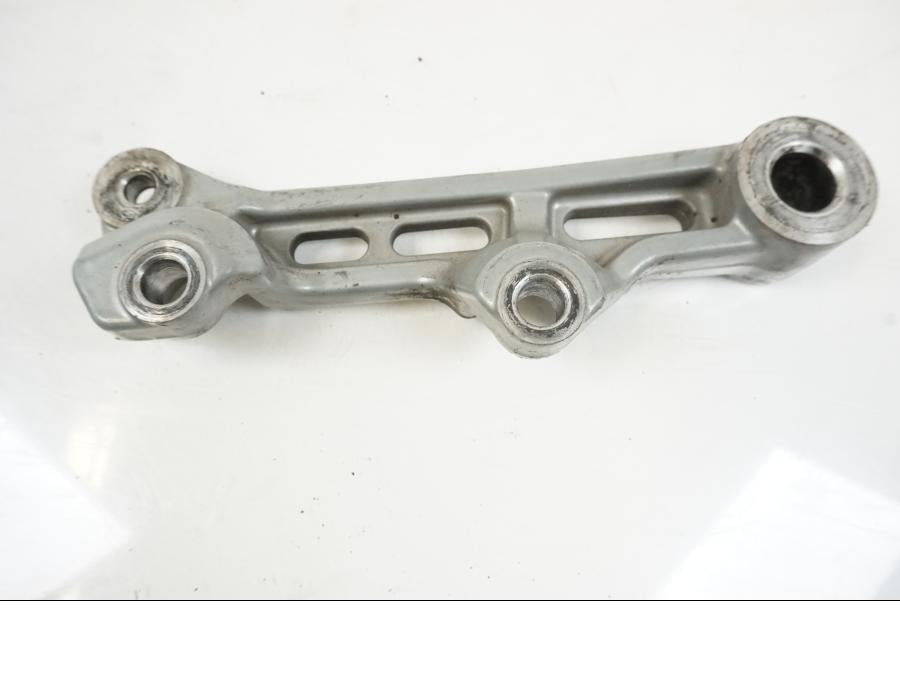 Baksidan på Bromsoksfäste från en Yamaha BT 1100 -2003 motorcykel.