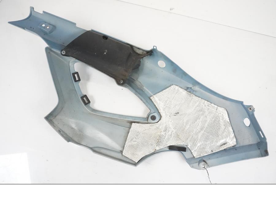 Extrabild2 på Sidkåpa från en BMW F 650 CS -2002 motorcykel.