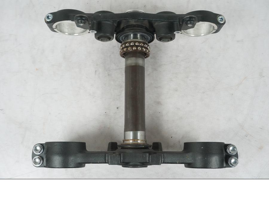 Extrabild5 på Gaffelkrona från en Kawasaki Z 900 -2019 motorcykel.