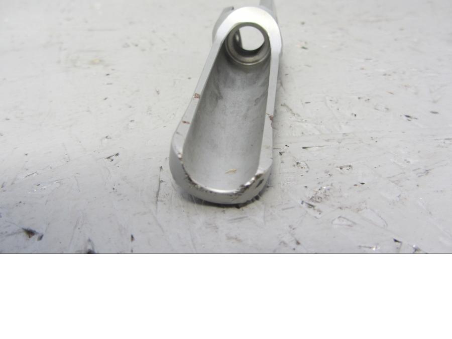 Baksidan på Fotpinne från en Ducati Panigale 959 -2016 motorcykel.