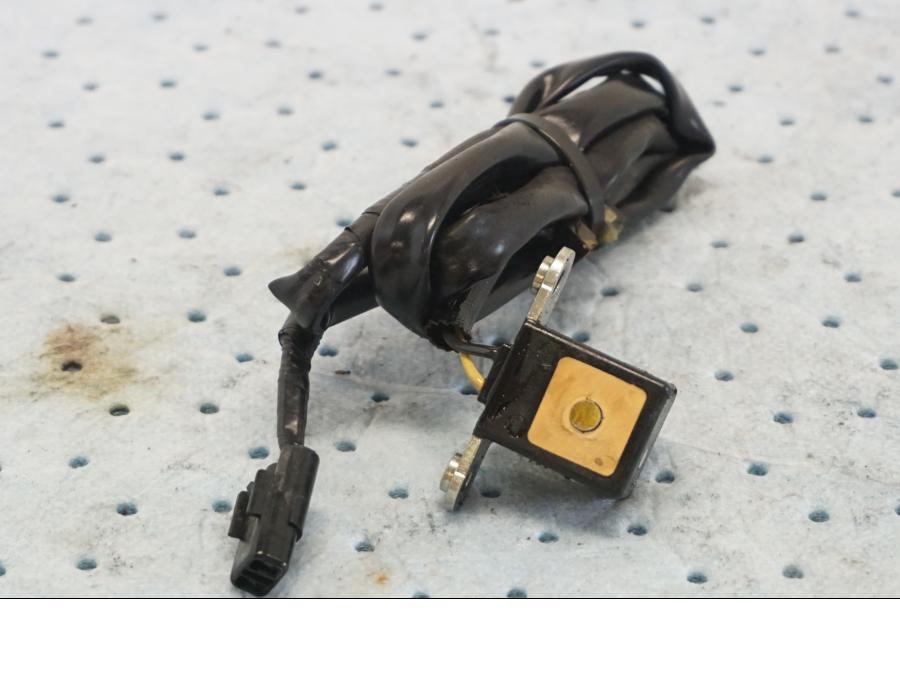 Framsidan på Tändpickup från en Kawasaki Z 900 -2019 motorcykel.